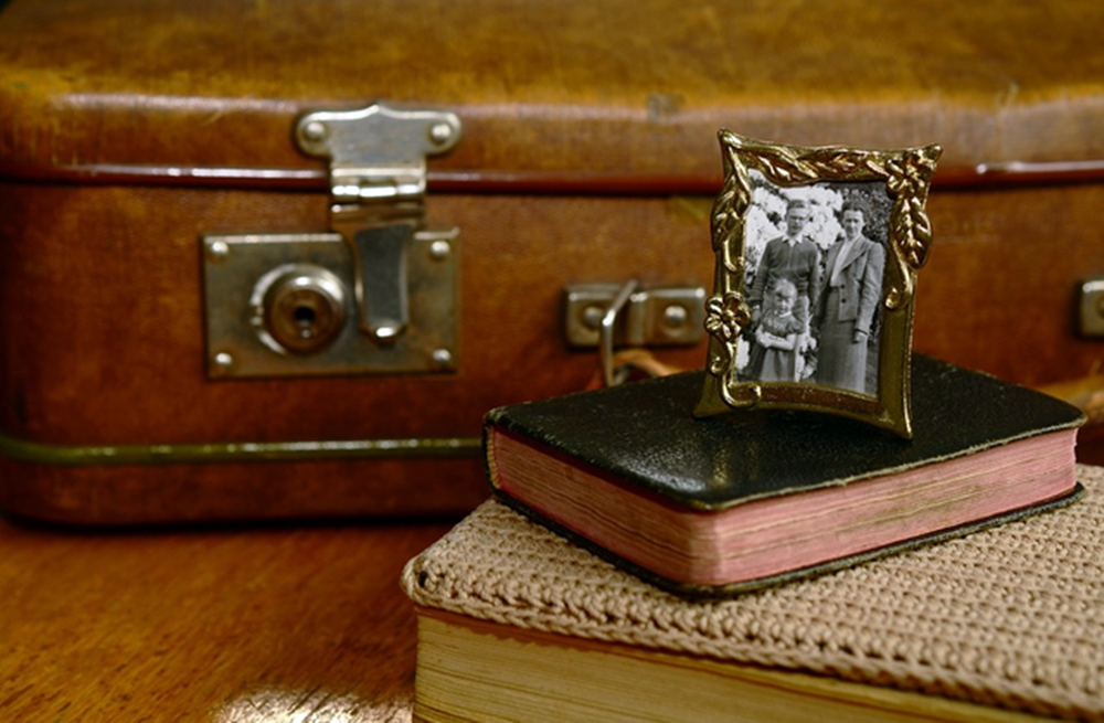 Photo Frames as Sympathy Gifts: How You Can Gift Photos the Family Doesn’t Have